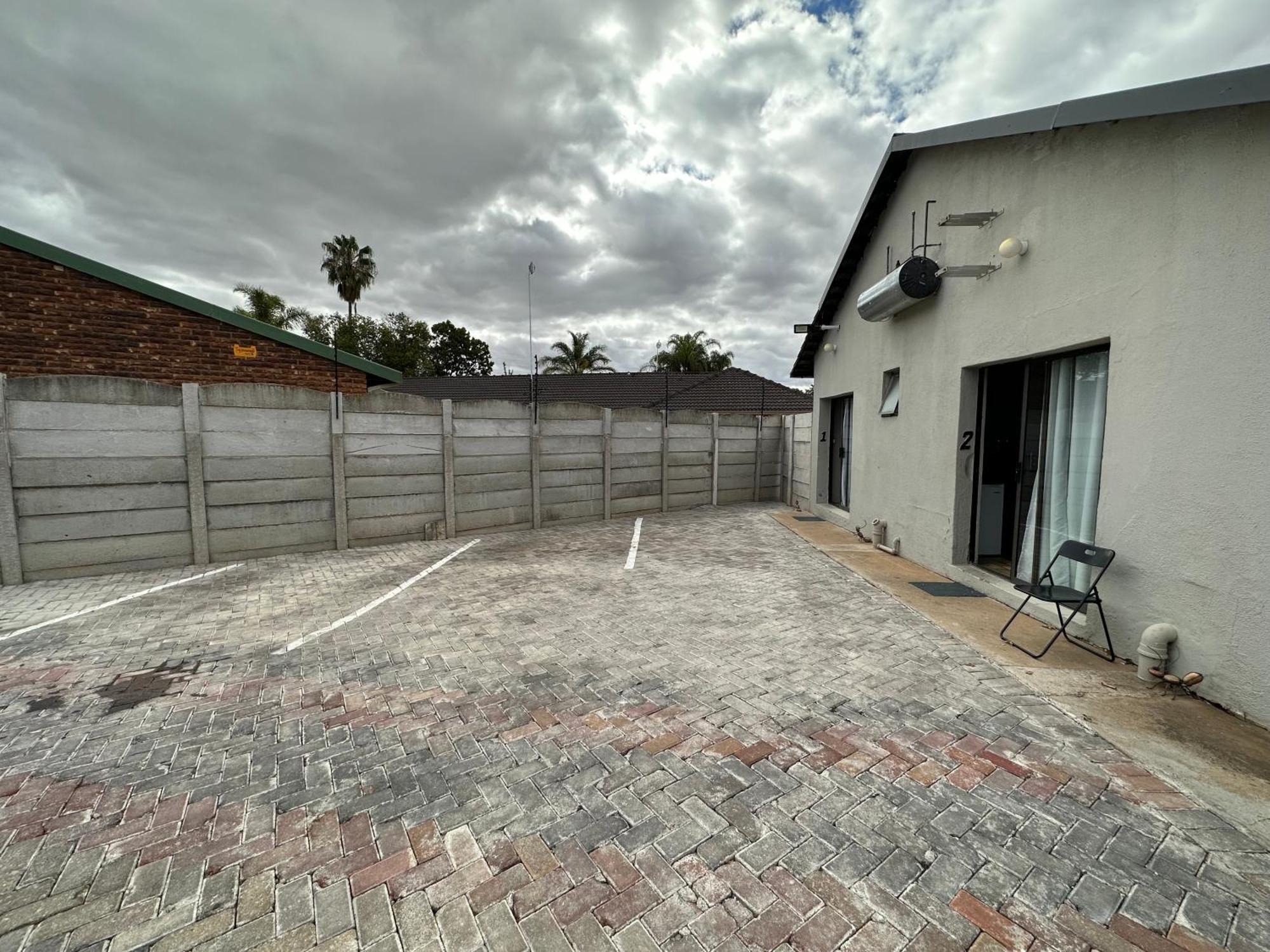 Favour Guest House Polokwane Exterior foto