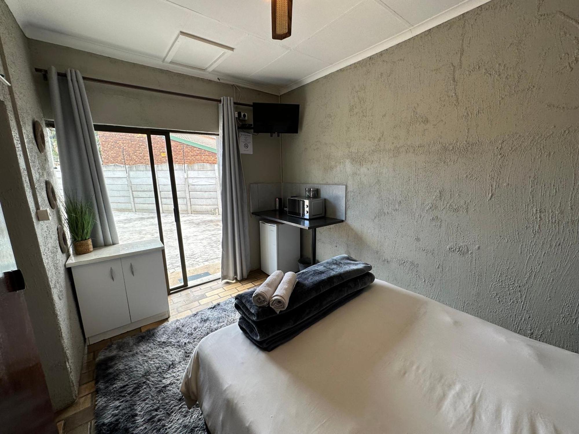 Favour Guest House Polokwane Exterior foto